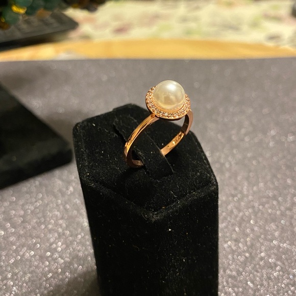 RING SiZE 10 - Picture 6 of 8